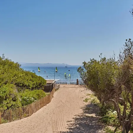 Newly Built Near The Hyères