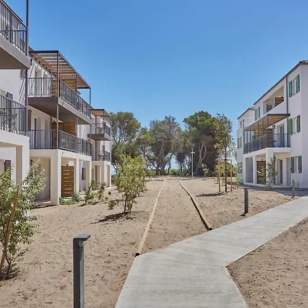 Newly Built Near The * Hyères